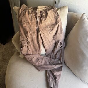 Lululemon dance studio relaxed cargo jogger